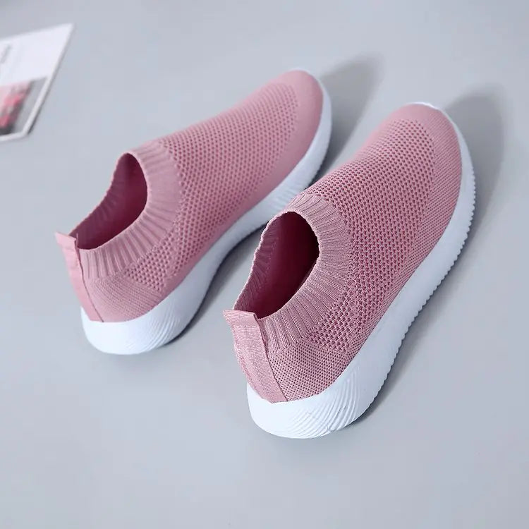 Breathable Mesh Slip-On Round Toe Flat Shoes