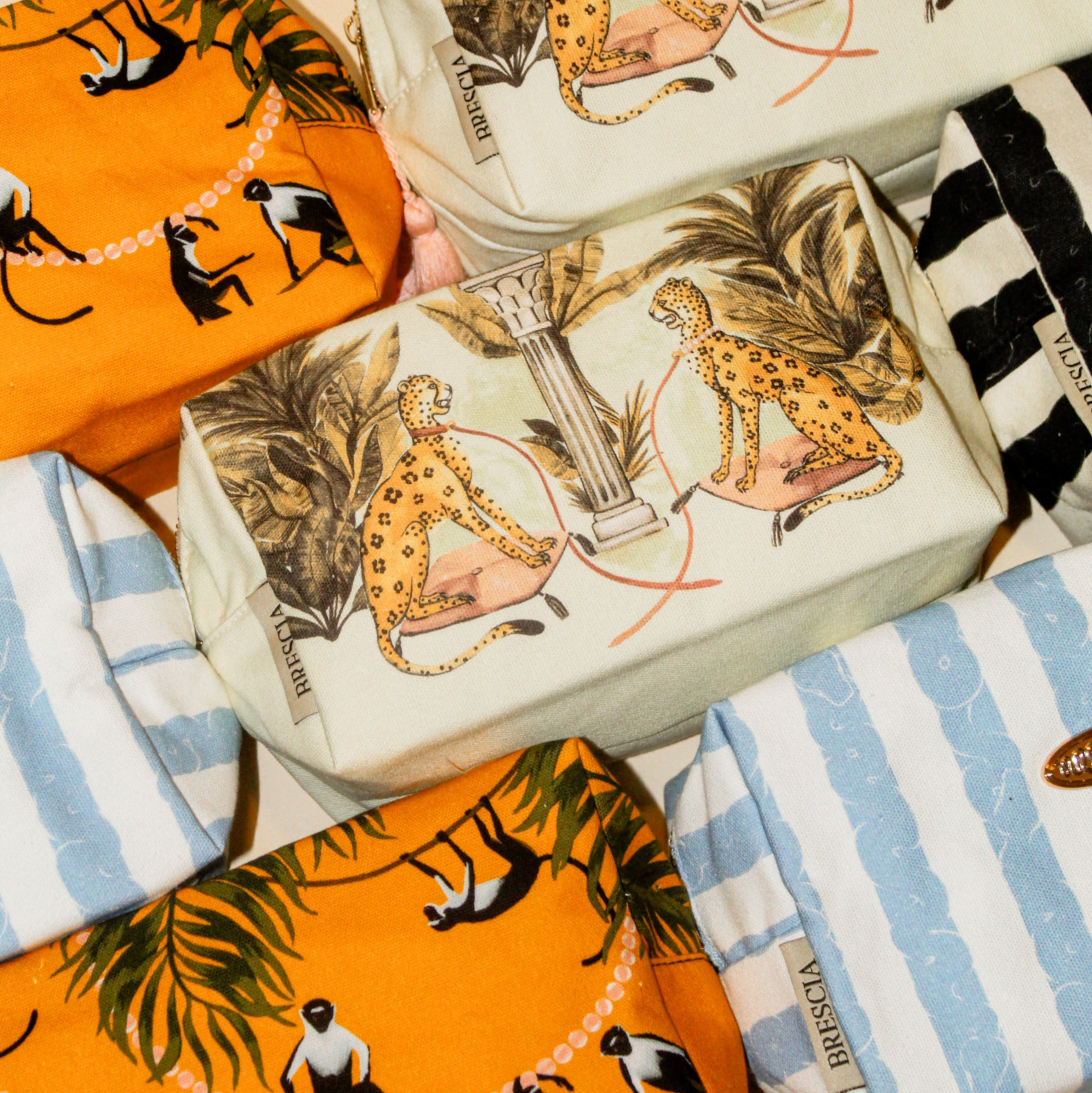 Regal Felines Travel Bag